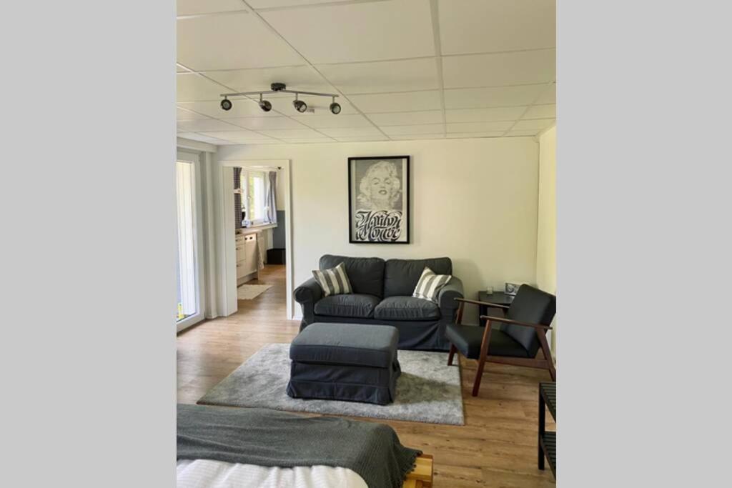 Bergische Oase - Ferienwohnung Oskar Overath Exterior foto